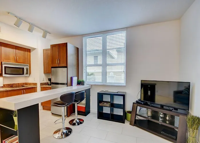One Bedroom In Amazing Condobeach Pass Included!